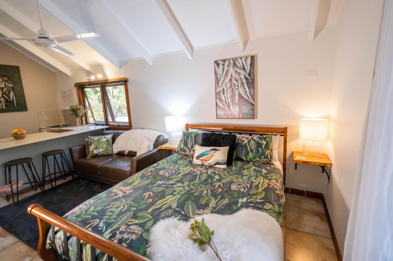 Airlie Beach Eco Cabins - Adults Only Exterior photo