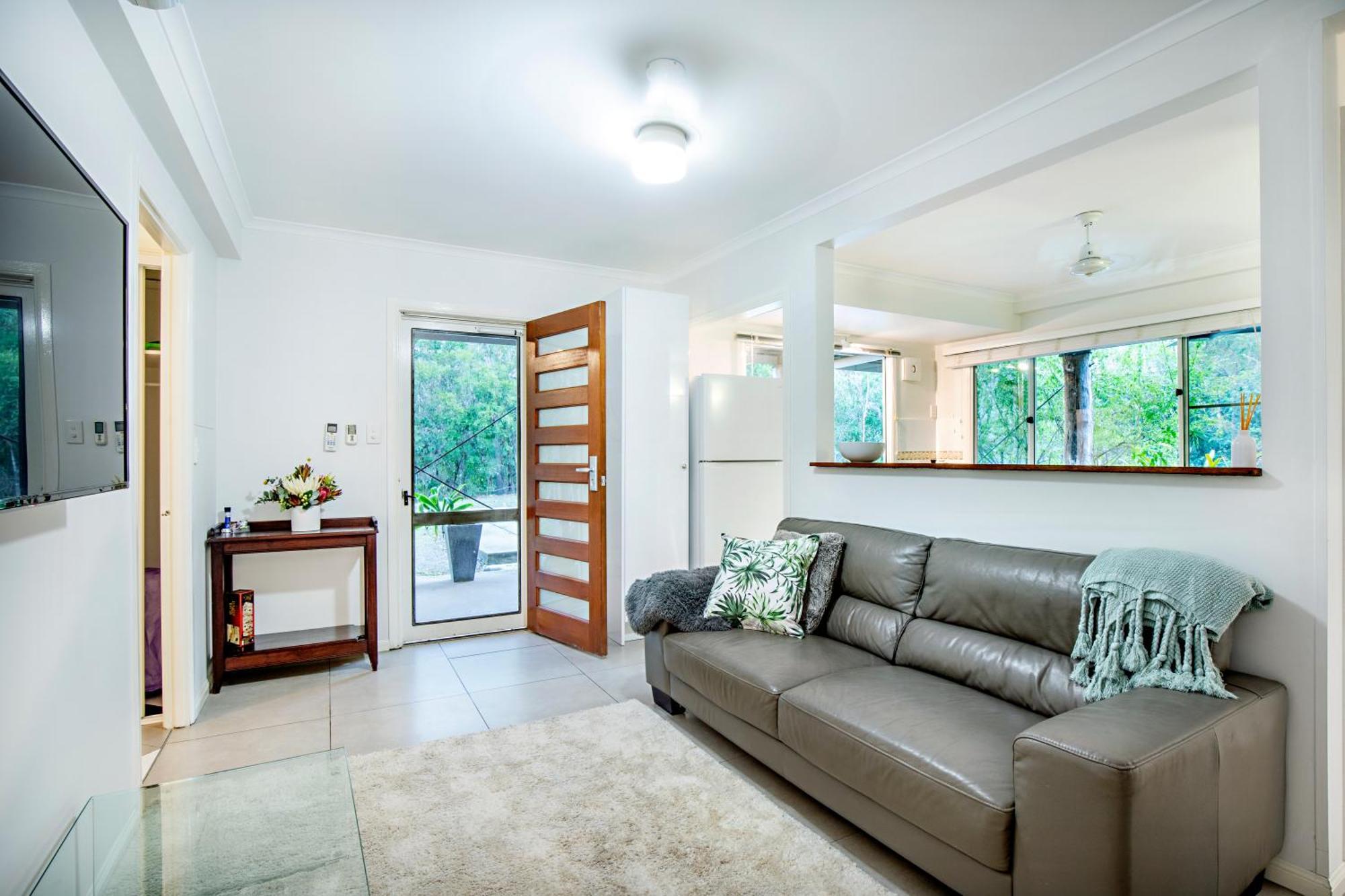 Airlie Beach Eco Cabins - Adults Only Exterior photo