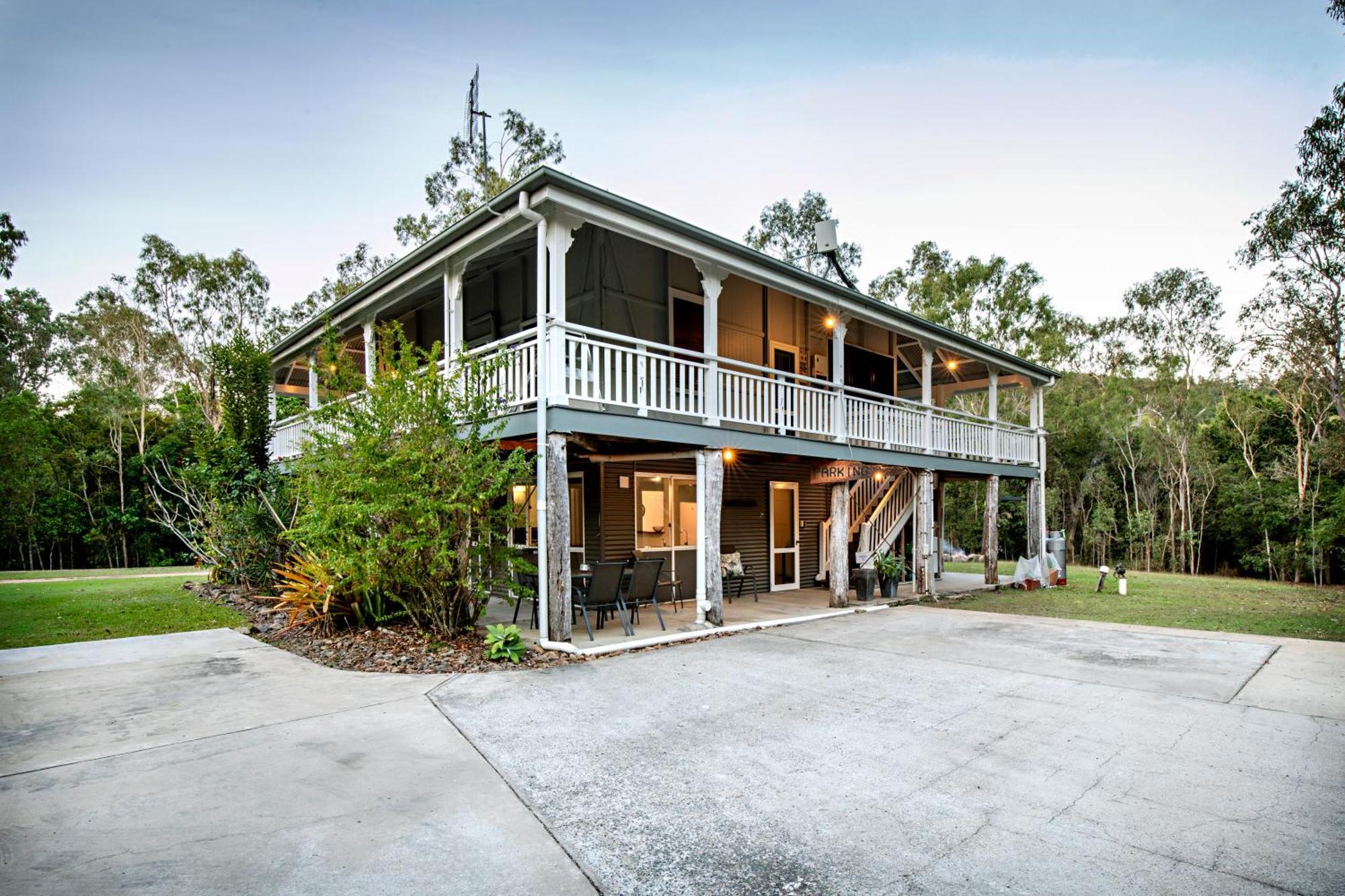 Airlie Beach Eco Cabins - Adults Only Exterior photo